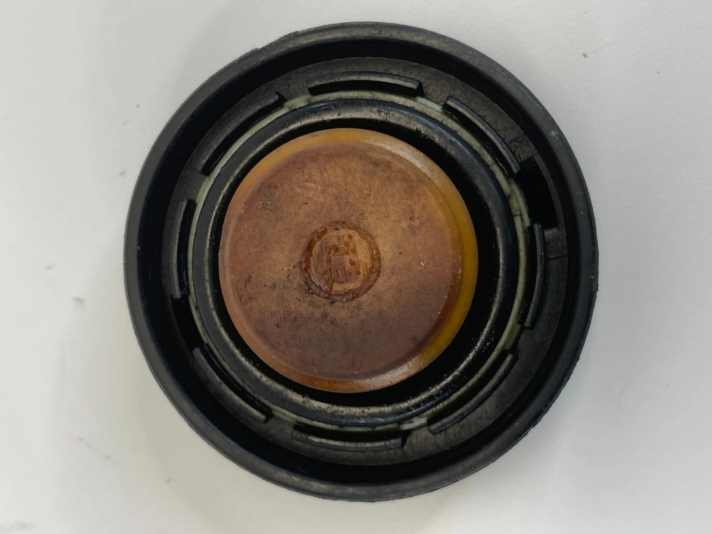 06-19 HYUNDAI SONATA 2.4L ENGINE OIL FILLER FLUID TANK CAP COVER SAE 5W-20 OEM