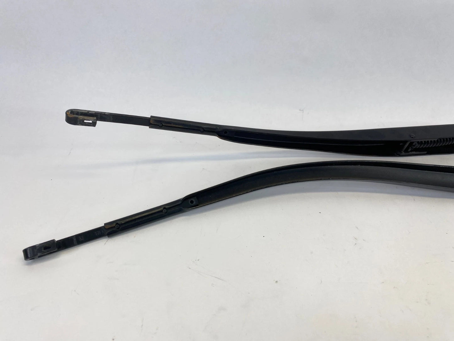 2007-2009 HONDA CR-V FRONT WINDSHIELD WIPER ARMS LEFT RIGHT PAIR SET OEM