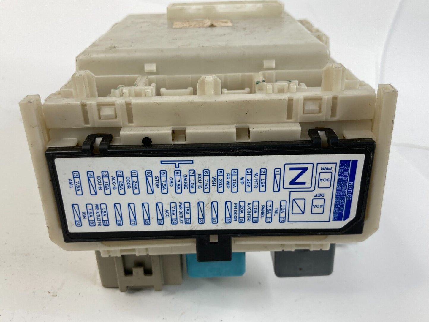 2004-2009 Toyota Prius Interior Under Dash Fuse Box Relay Unit Assy 82730-47300