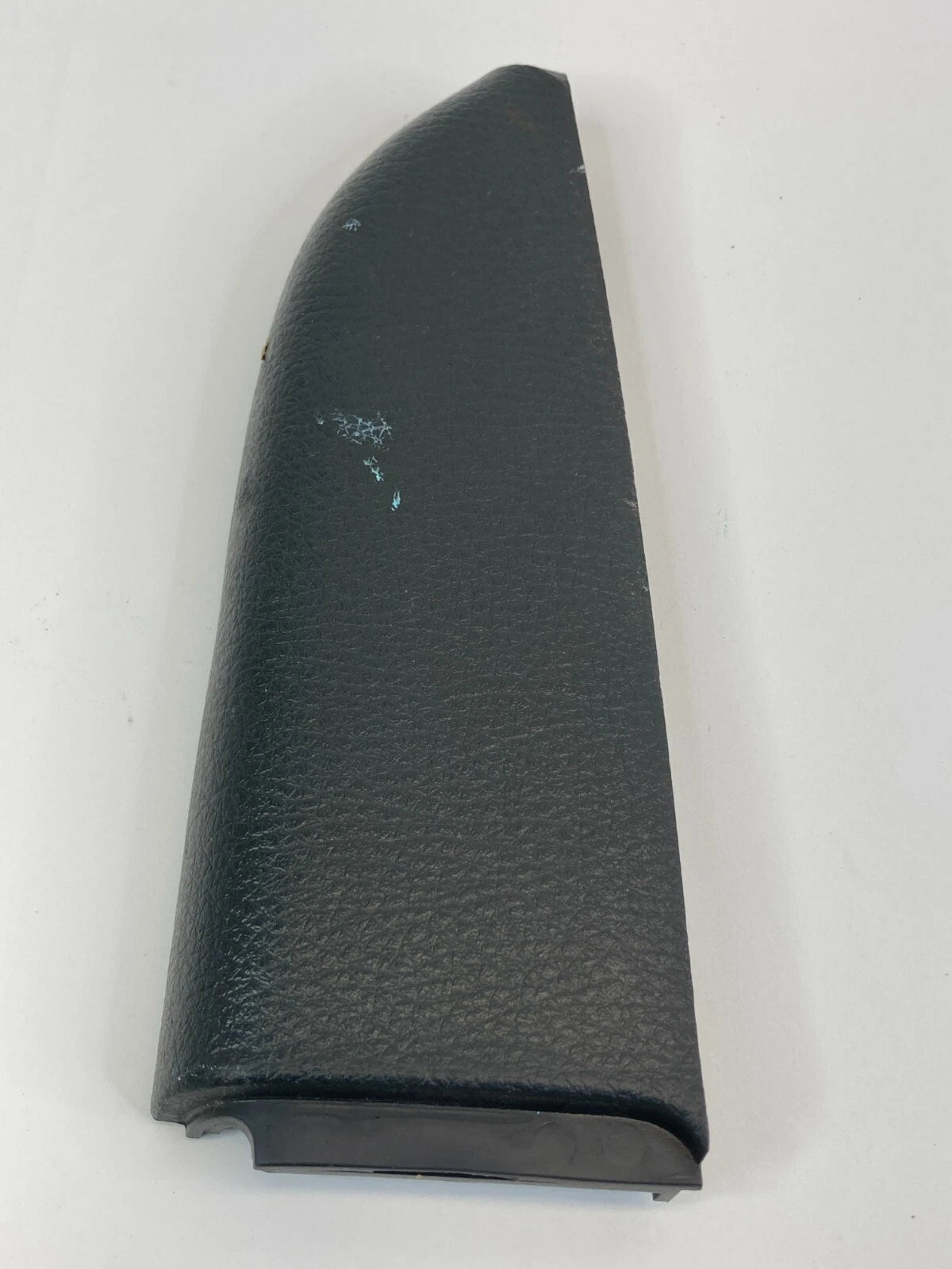 2010 2011 KIA SOUL REAR LEFT SIDE DOOR ARMREST TRIM COVER BLACK 83710-2K000 OEM