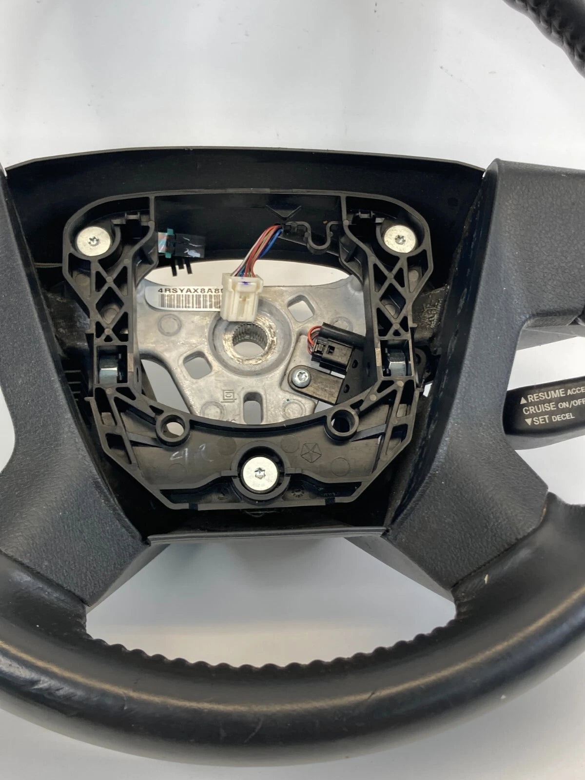 2009-2010 DODGE JOURNEY STEERING WHEEL WITH CRUISE CONTROL SWITCH OEM