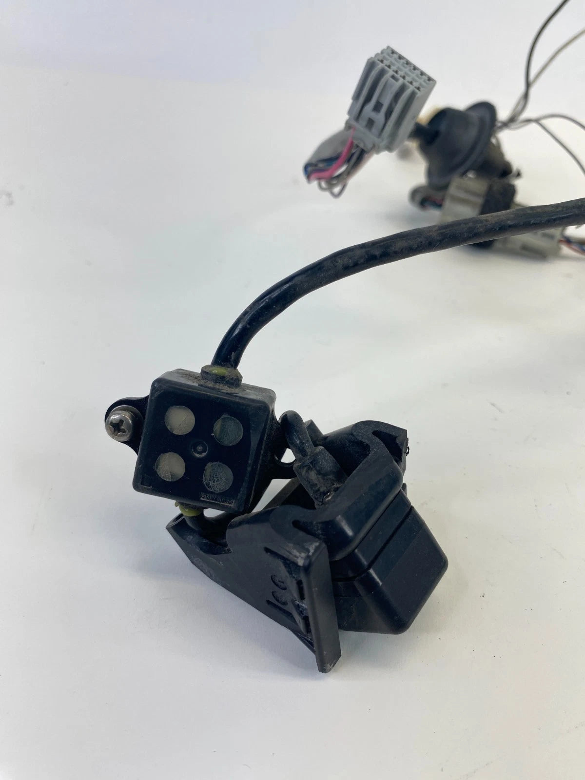 2009-2017 BUICK ENCLAVE REAR BACKUP CAMERA LICENSE PLATE LIGHT LAMP 23448411 OEM