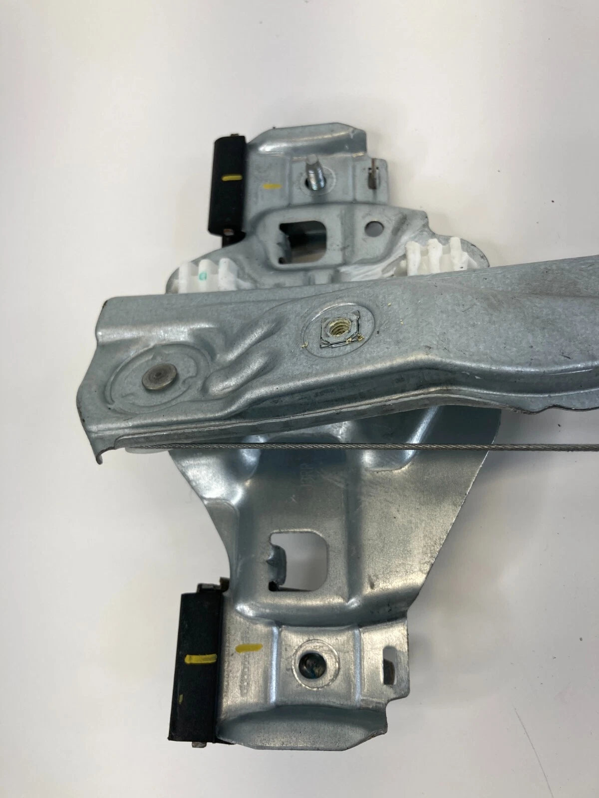 12-16 CHEVY CRUZE REAR RIGHT DOOR POWER WINDOW REGULATOR MOTOR 0130822680 OEM