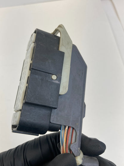 2009-2011 Jaguar XF 4.2L RWD ABS Anti Lock Brake Pump Socket Plug Connector OEM