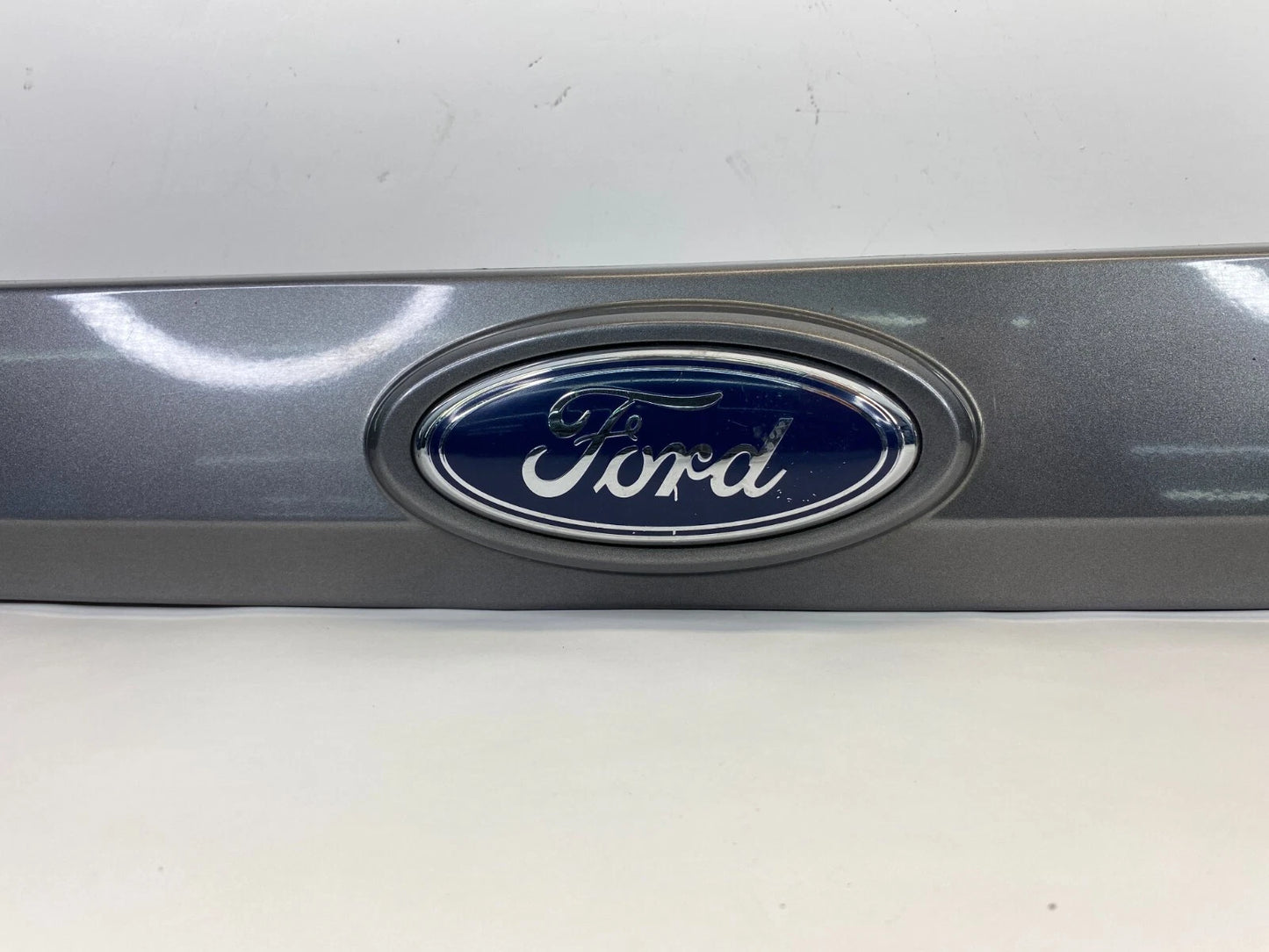 2008-2012 FORD ESCAPE REAR TRUNK TRIM HANDLE MOLDING TAILGATE EMBLEM OEM