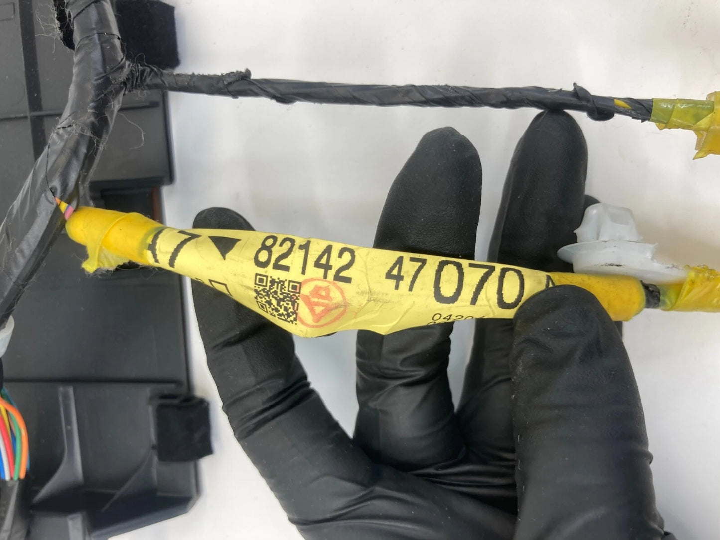 2004-2006 Toyota Prius Upper Dash Panel Display Screen w Indicator 55410-47050