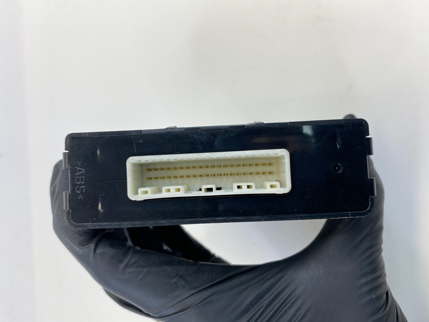 2008 Mitsubishi Lancer Keyless Entry Antenna Control Module Unit 8637A305 OEM