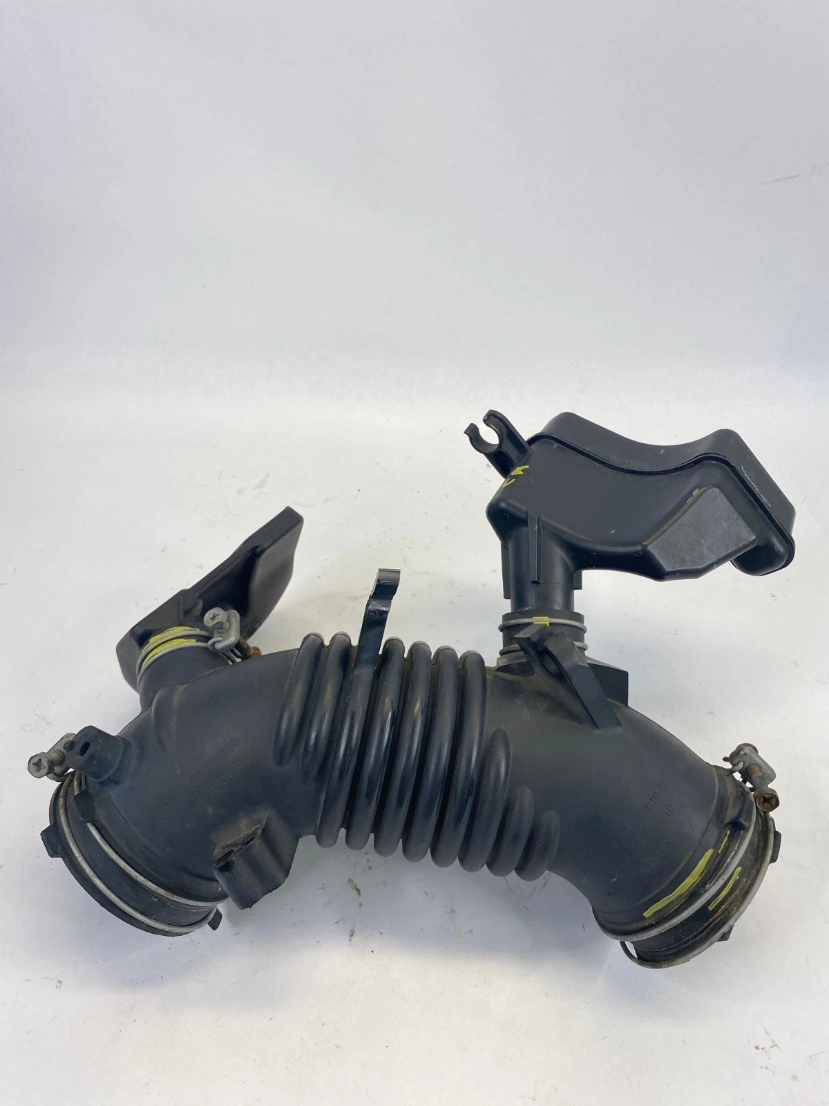 2009-2015 TOYOTA VENZA AIR INTAKE HOSE TUBE SLEEVE FRONT OEM FACTORY 17880-0V010