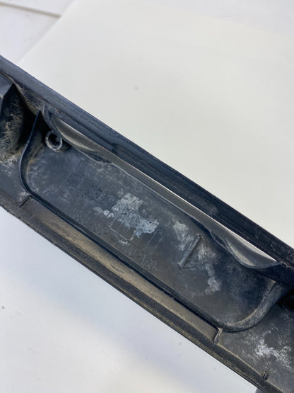 01 02 03 04 05 Honda Civic Rear Trunk Lid License Plate Molding 74890-S5P-A OEM