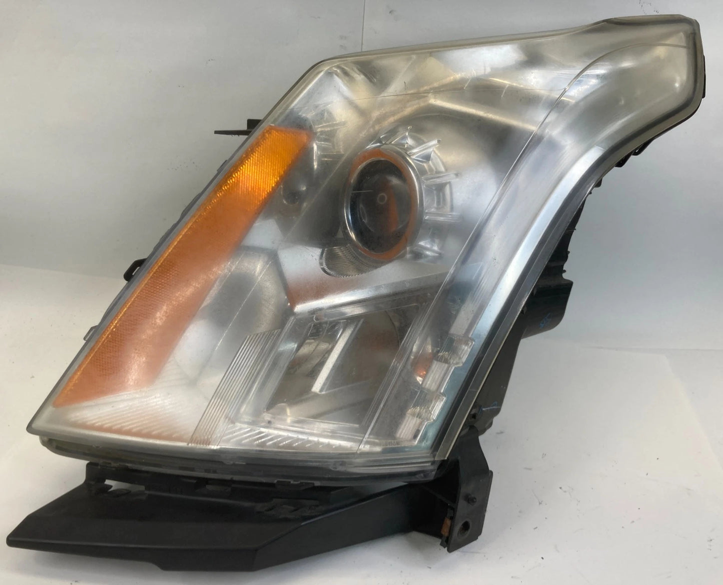 2010-2016 CADILLAC SRX LEFT DRIVER SIDE HALOGEN HEADLIGHT HEADLAMP 9483270 OEM
