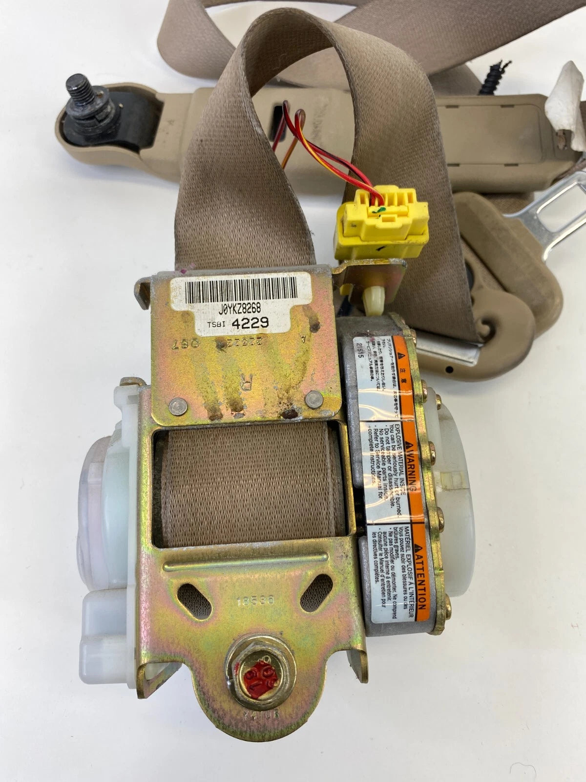 03 04 05 06 07 HONDA ACCORD SEDAN FRONT RIGHT PASSENGER SEAT BELT RETRACTOR OEM