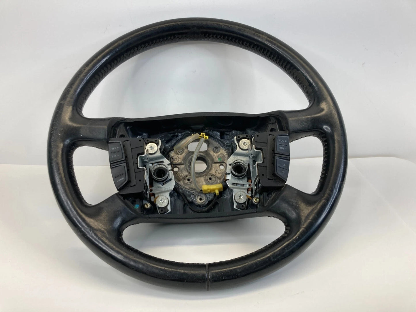 2001-2005 VOLKSWAGEN JETTA STEERING WHEEL W/ CONTROLS 4 SPOKE BLACK LEATHER
