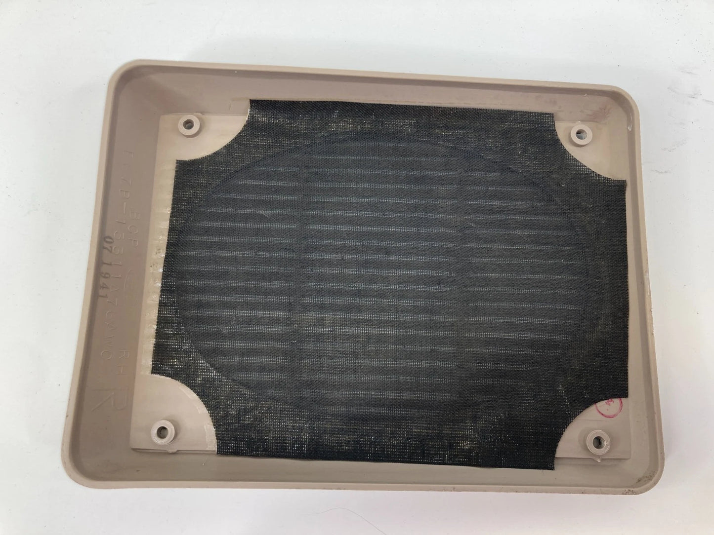 1989-1997 FORD RANGER REAR RIGHT SPEAKER COVER GRILLE TRIM E67B-13311-A OEM