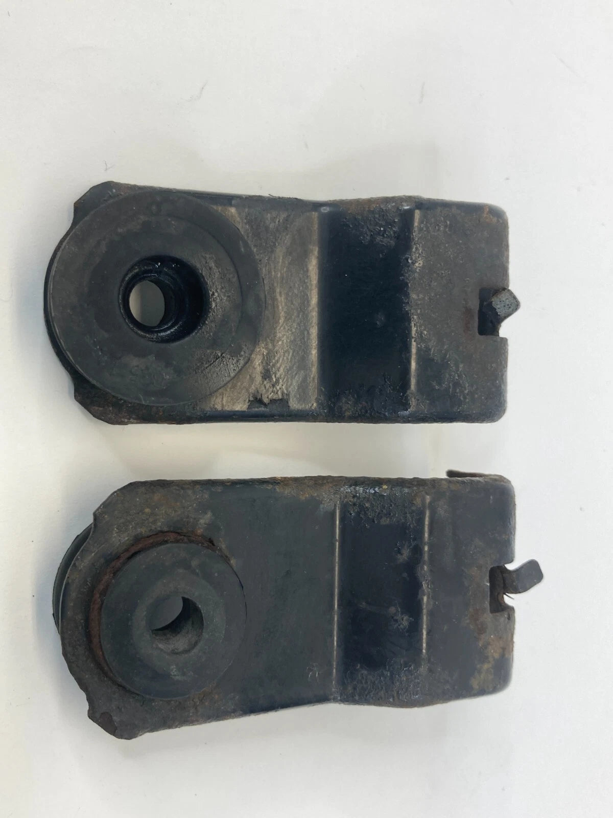 08 09 10 11 12 HONDA ACCORD LOWER RADIATOR BRACKET MOUNT SUPPORT PAIR SET OEM