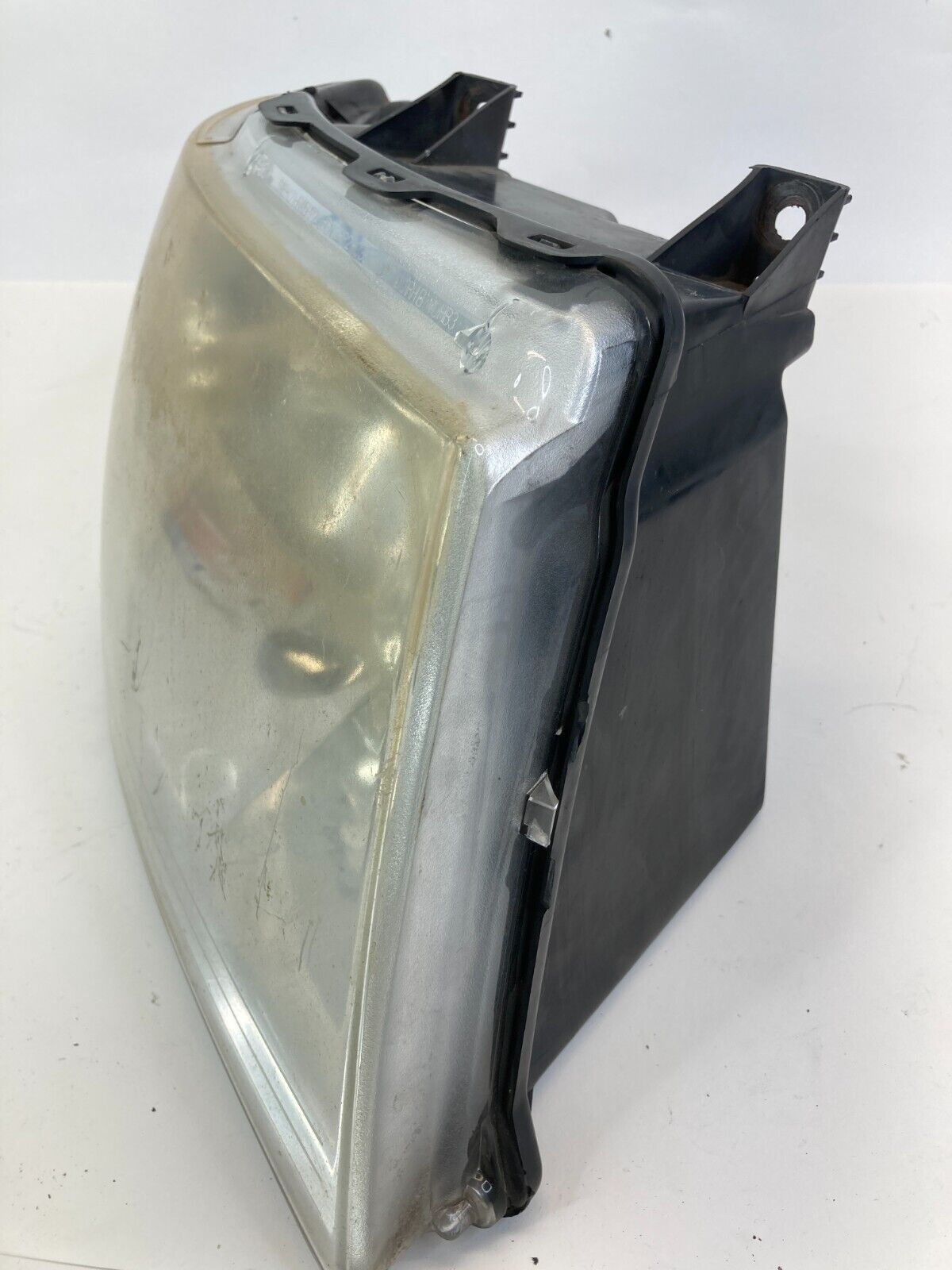 2003-2006 Ford Expedition Front Right Side Headlight Light Lamp 44ZH-1568A OEM