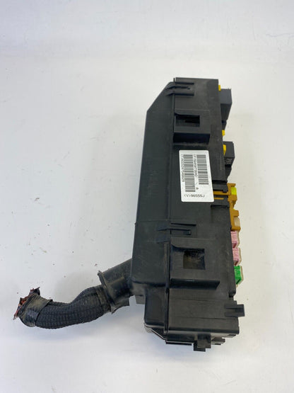 2006 Jeep Grand Cherokee Engine Under Hood Fuse Relay Box 56050736AD OEM