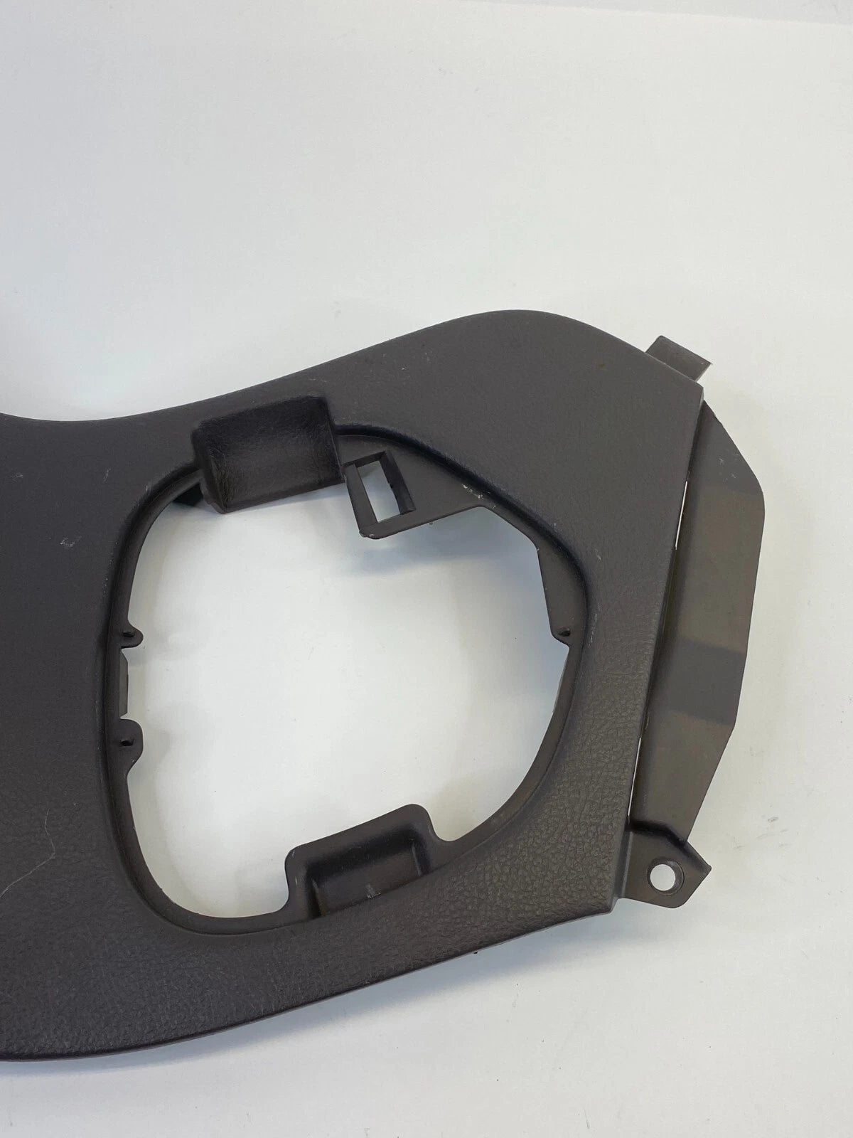 2000-2002 TOYOTA CELICA RIGHT SIDE END KNEE PANEL COVER TRIM BEZEL 55436-20130