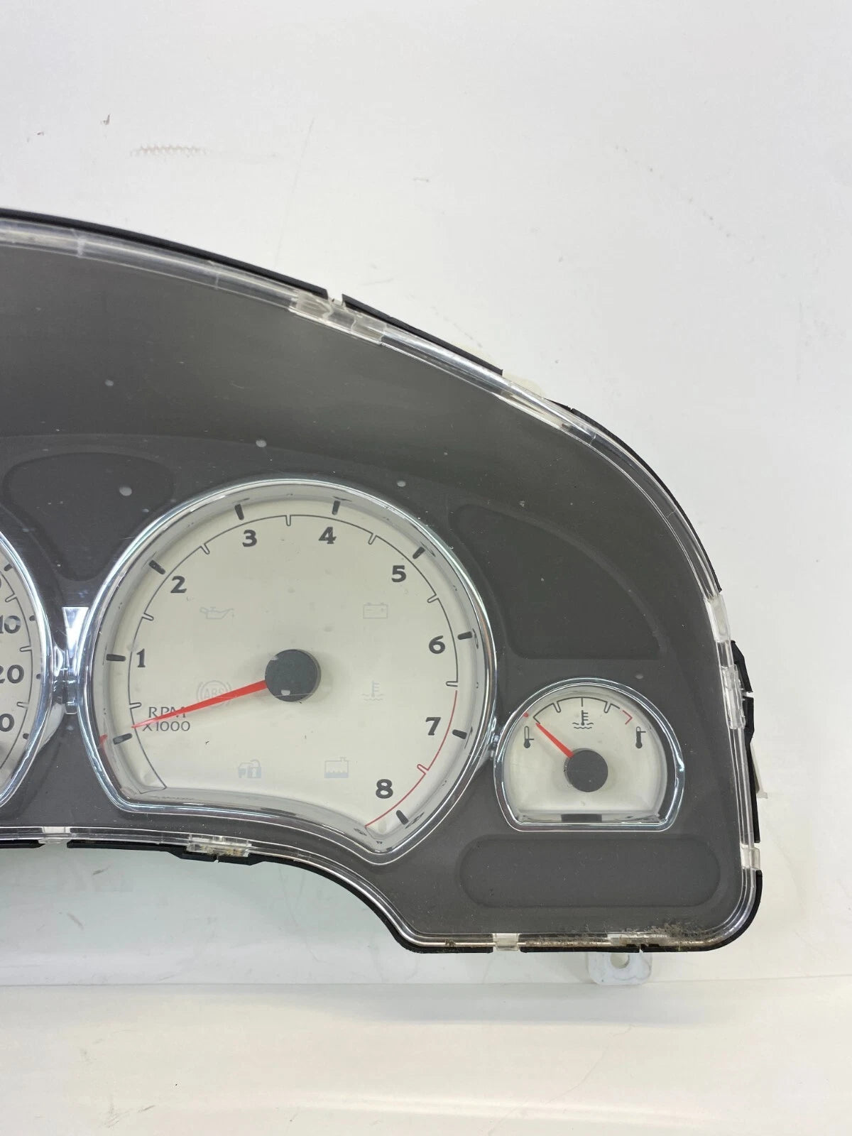 2004-2006 SATURN VUE DASH GAUGE SPEEDO INFO CLUSTER ASSEMBLY UNIT 22723716 OEM