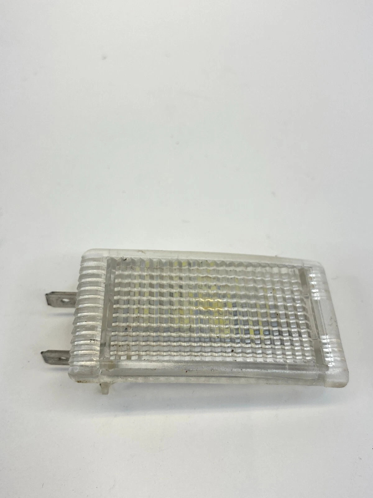 2003-2011 SAAB 9-3 93 SEDAN FRONT RIGHT DOOR COURTESY LIGHT LAMP ASSEMBLY OEM