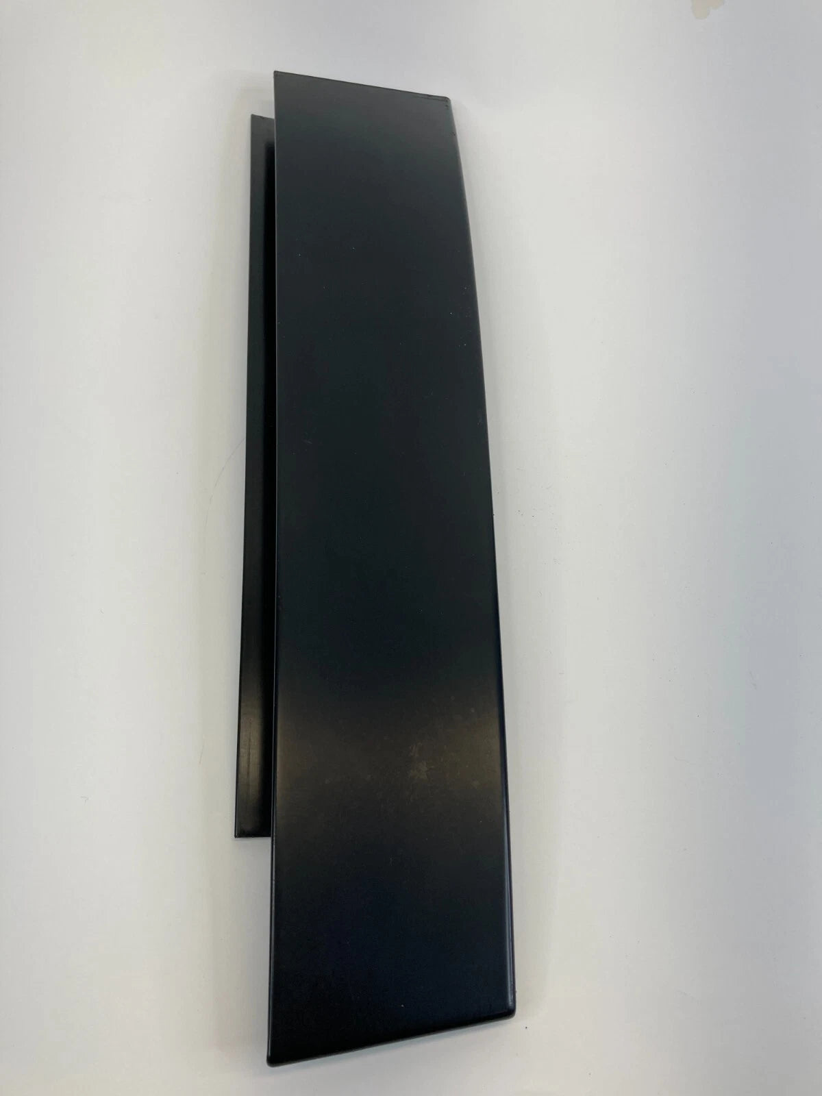 2011-2016 CHEVROLET CRUZE REAR OUTSIDE DOOR PILLAR MOLDING APPLIQUE OEM