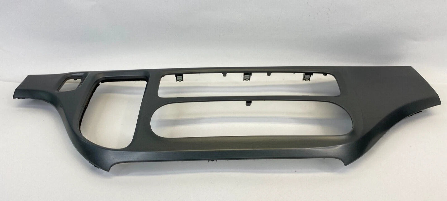 05-10 HONDA ODYSSEY CENTER DASH A/C CLIMATE CONTROL TRIM BEZEL 77250-SHJ-A2-20