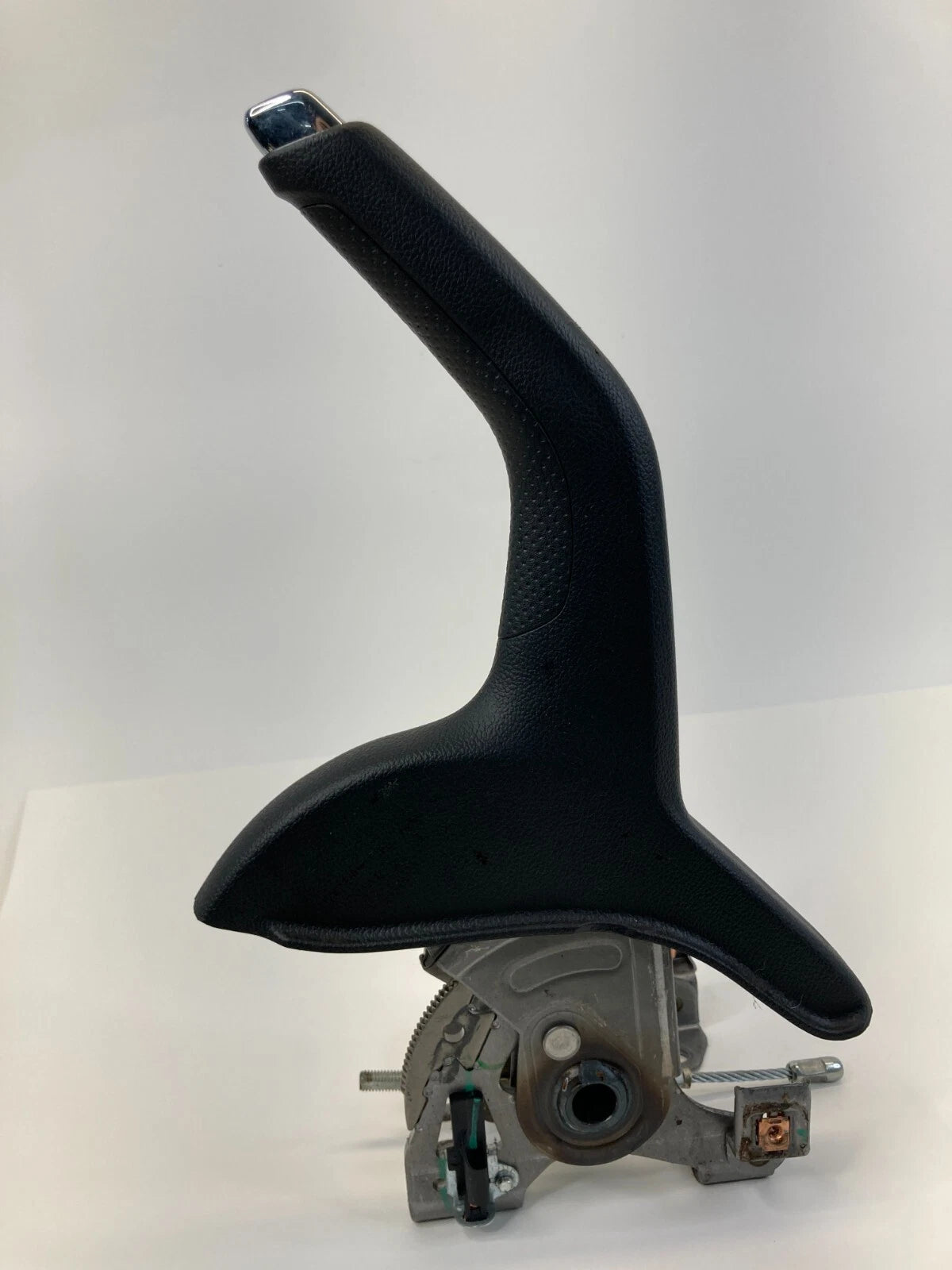 2012-2016 CHEVROLET SONIC EMERGENCY PARKING HANDLE BRAKE LEVER ASSEMBLY OEM