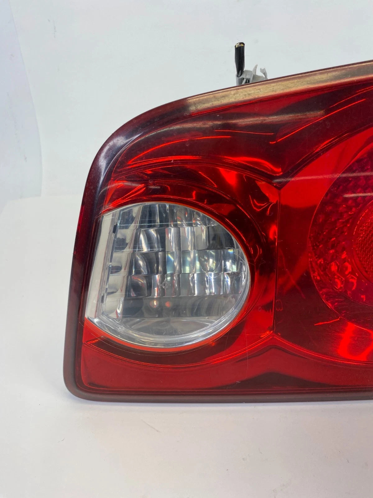 2006-2008 KIA OPTIMA REAR RIGHT INNER TRUNK LID TAILLIGHT LAMP 92406-2G00 OEM