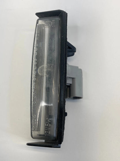 2002-2011 TOYOTA CAMRY REAR TRUNK LID LICENSE PLATE LIGHT LAMP LENS OEM