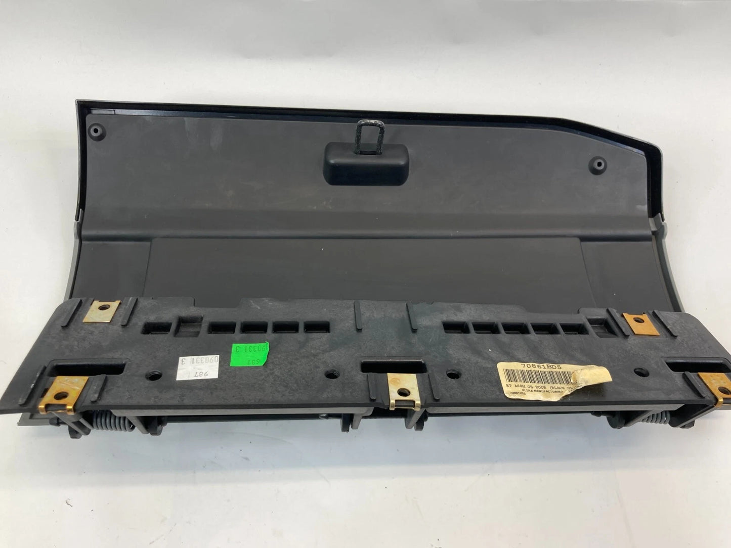 2008-2010 DODGE GRAND CARAVAN UPPER GLOVE BOX DOOR COVER ASSEMBLY 70861BD5 OEM