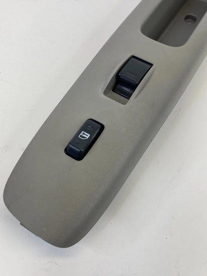 2002-2006 TOYOTA CAMRY FRONT RIGHT SIDE WINDOW SWITCH W/ BEZEL 74231-AA060