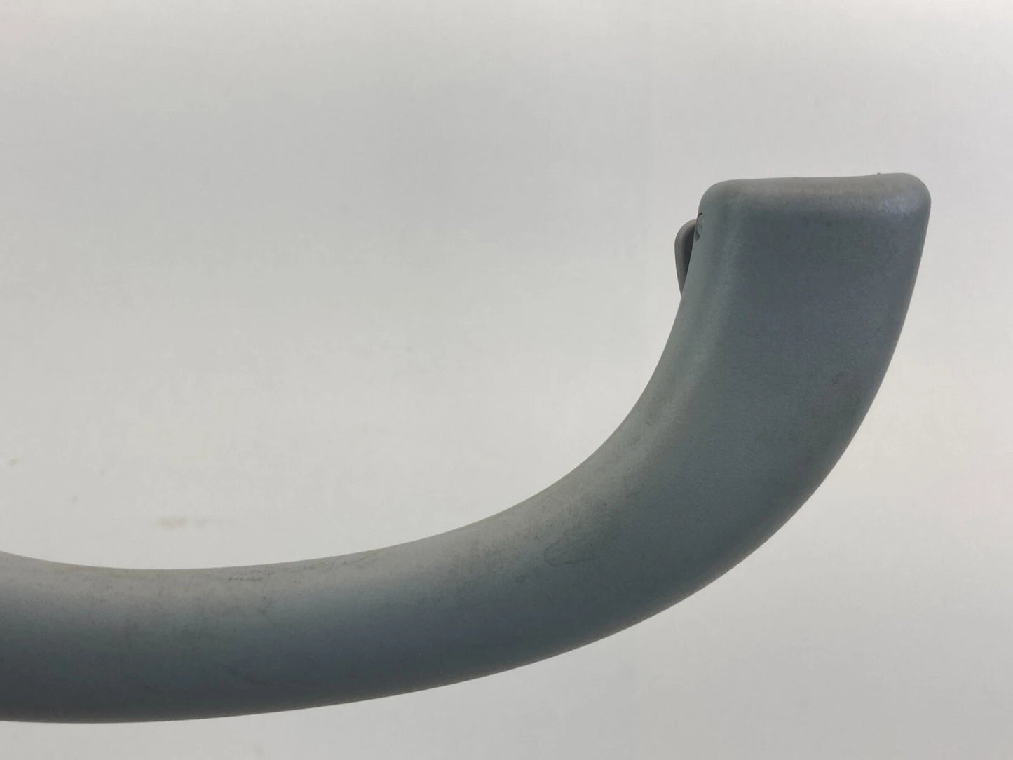 2003-2009 MERCEDES BENZ E320 RONT RIGHT ROOF GRAB HANDLE GRAY A2118100051 OEM