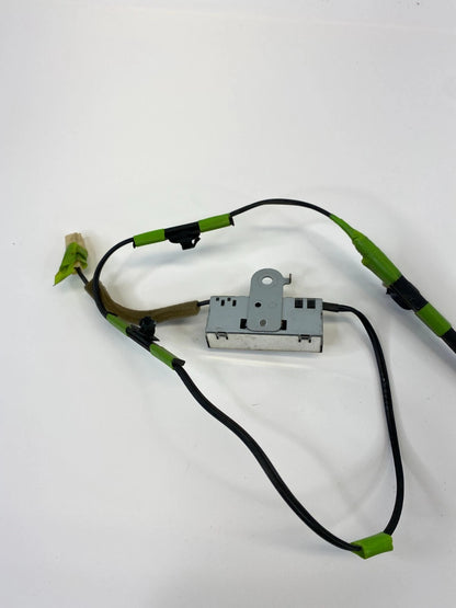 04-06 LEXUS RX330 REAR TRUNK RADIO NOISE ANTENNA AMPLIFIER AMP MODULE 8630048190