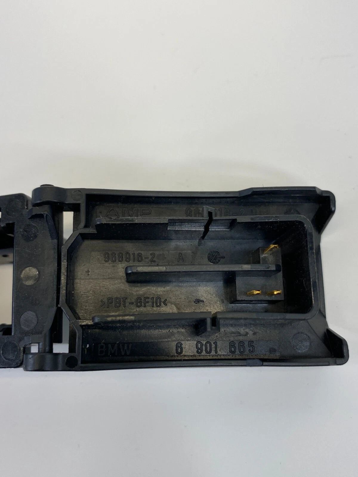 2003-2009 LAND ROVER RANGE ROVER DIAGNOSTIC OBD PLUG PORT COVER TRIM 6901665 OEM