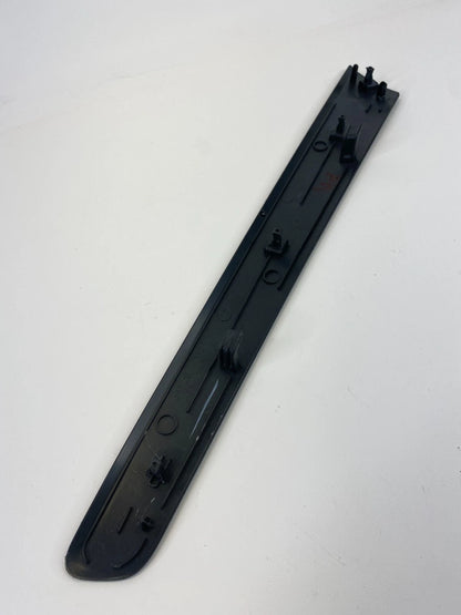 2011-2018 VW VOLKSWAGEN JETTA FRONT RIGHT DOOR TRIM MOLDING COVER 5C6-867-440