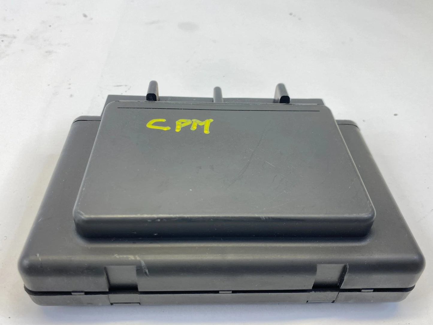 2000 2001 PONTIAC SUNFIRE 2.2L L4 A/T BODY CONTROL MODULE UNIT BCM 09386749 OEM