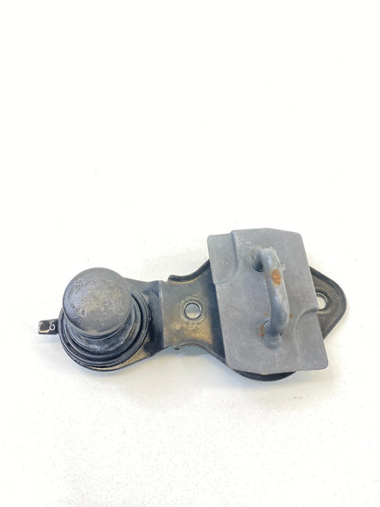 03-06 MERCEDES-BENZ E500 UPPER HOOD LOCK LATCH CATCH STRIKER 2118800360 OEM