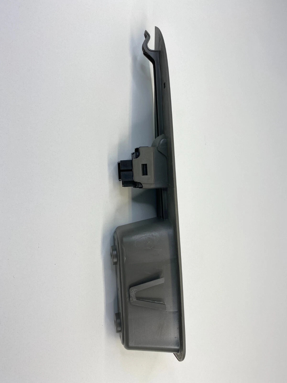 2008-2012 CHEVROLET MALIBU REAR RIGHT WINDOW CONTROL SWITCH W/BEZEL 20952794 OEM