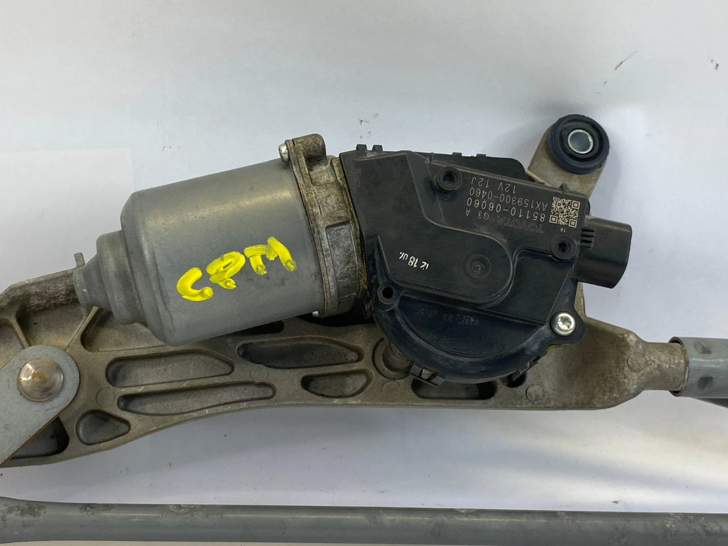 2007-2011 TOYOTA CAMRY FRONT WINDSHIELD WIPER MOTOR W/LINKAGE 85110-06060 OEM