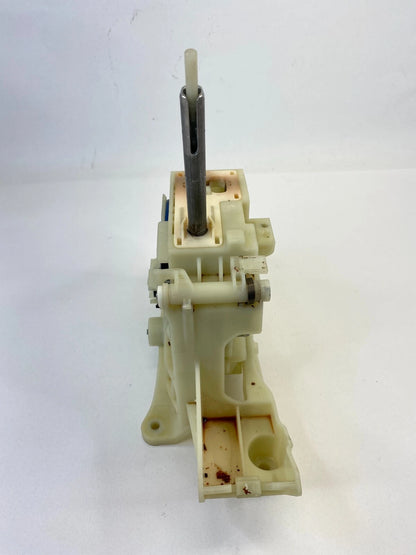 2015-2017 HYUNDAI SONATA A/T TRANSMISSION GEAR FLOOR SHIFTER SHIFT SELECTOR OEM