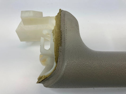 02 03 CHEVROLET TAHOE FRONT RIGHT SIDE DOOR ARMREST ARM REST PAD 15703702 OEM