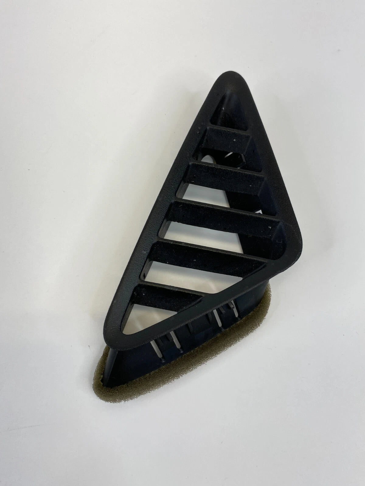 10-17 CHEVROLET EQUINOX RIGHT SIDE DASH AC AIR VENT DEFROSTER GRILL 25779105 OEM