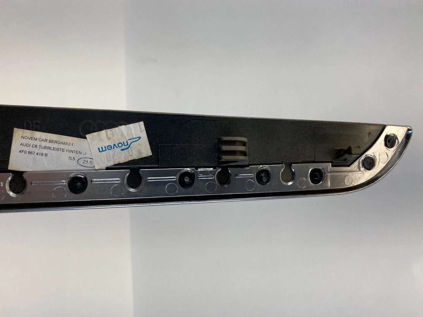 2006-2011 AUDI A6 REAR LEFT SIDE DOOR TRIM PANEL GARNISH MOLDING 4F0-867-419B