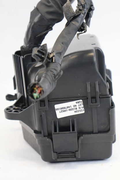 2011-2014 HYUNDAI ACCENT 1.6L ENGINE FUSE BOX JUNCTION BLOCK 91220-1R527