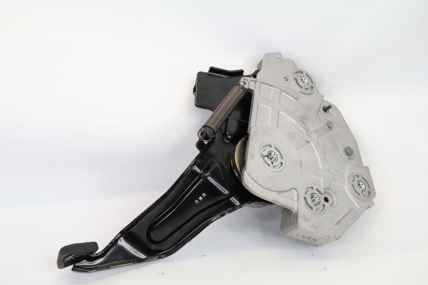 2016-2019 CHEVROLET CRUZE EMERGENCY PARKING BRAKE PEDAL LEVER HANDLE 39094338