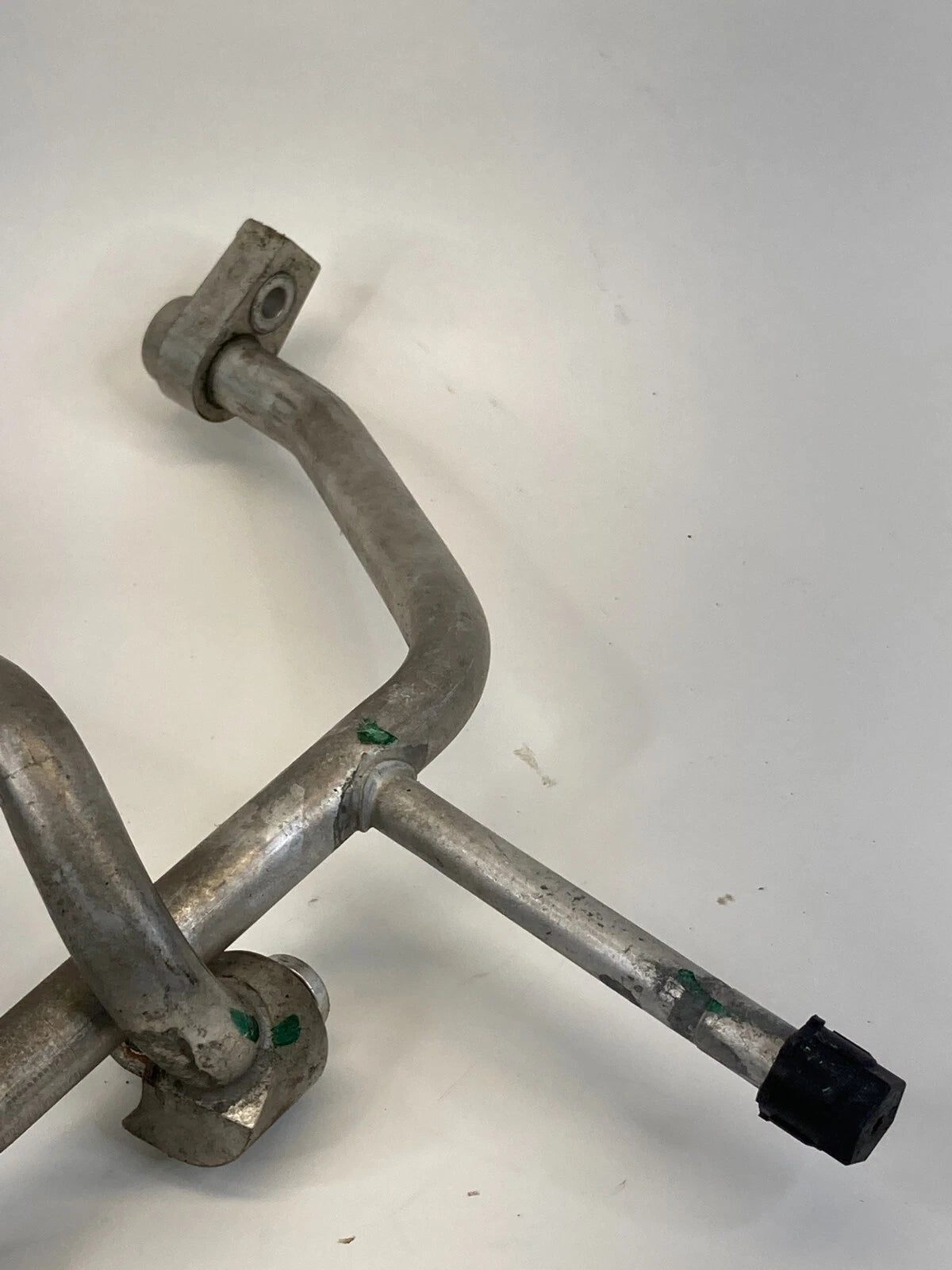 2015 2016 2017 2018 FORD EDGE 2.0L L4 A/C REFRIGERANT SUCTION HOSE LINE TUBE OEM