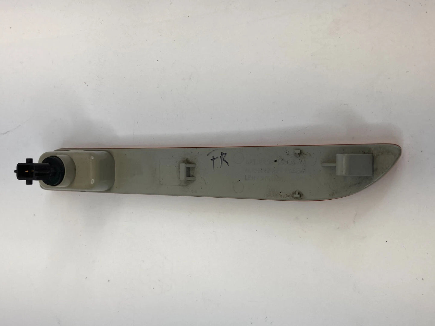 03 04 05 06 07 SAAB 9-3 93 FRONT RIGHT BUMPER SIDE MARKER LIGHT LAMP 12785990