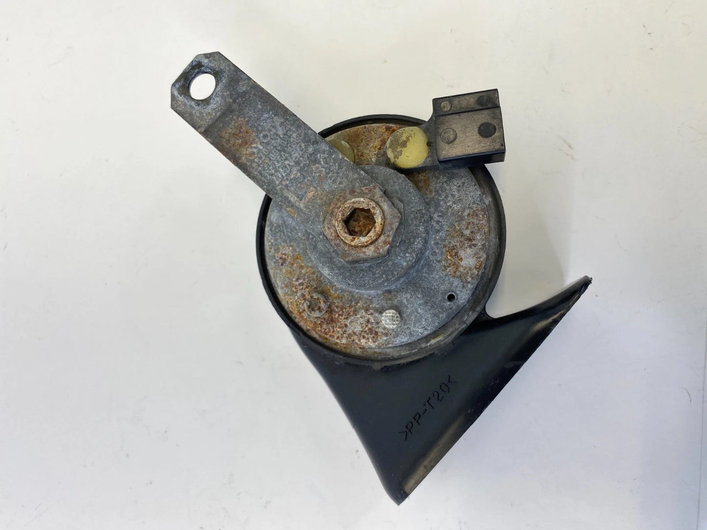 2002 2003 LEXUS ES300 2004-2006 ES330 LOW NOTE HORN ALARM 014015-4015