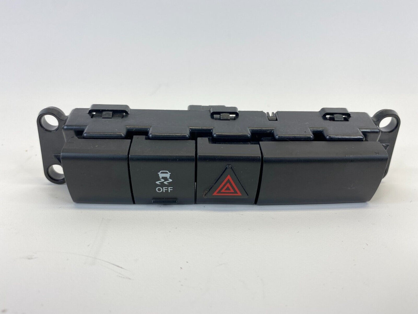 07-09 Dodge Caliber Emergency Hazard Light & Tration Control Switch 68044102AB