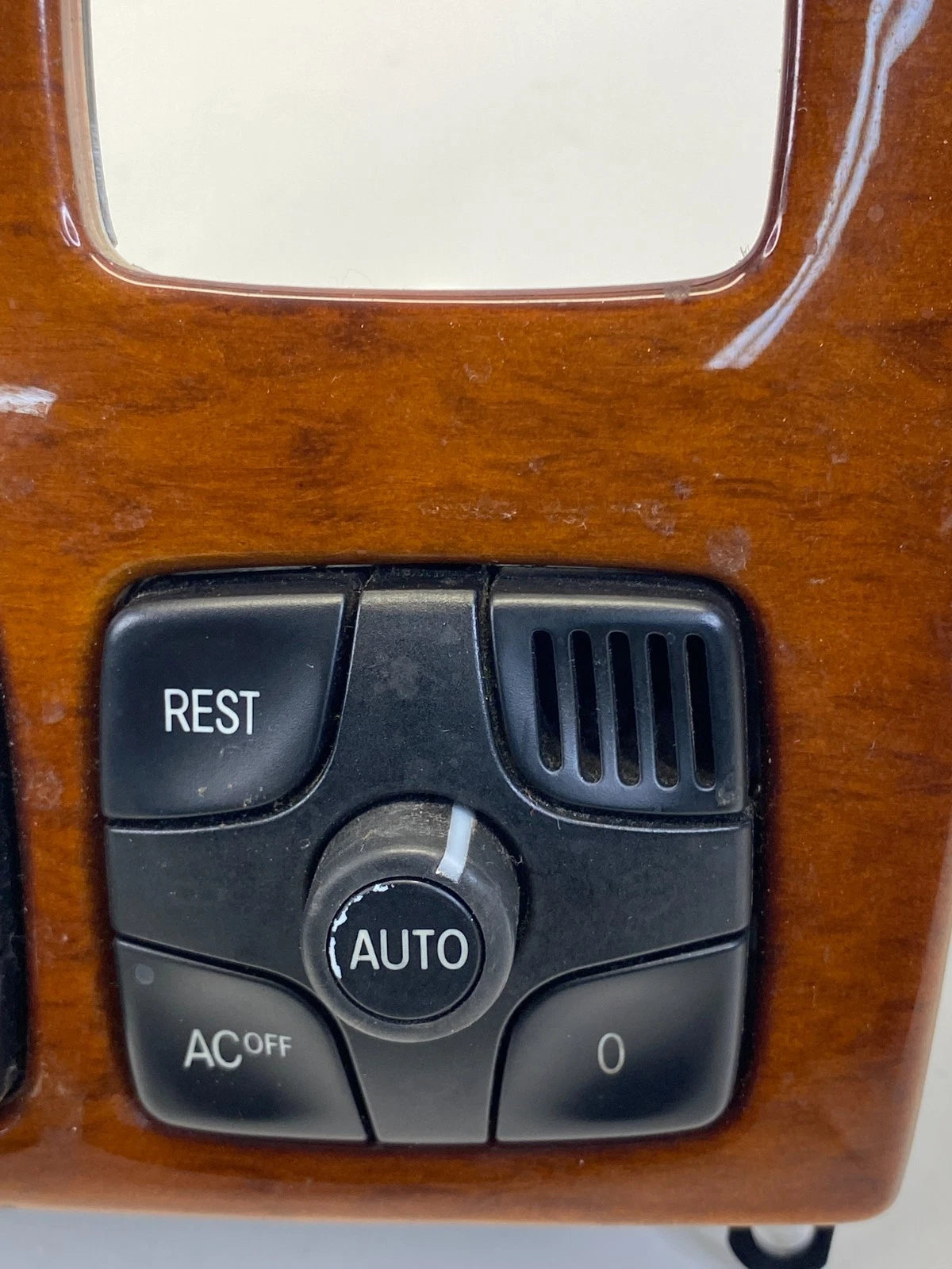 2000-2006 MERCEDES-BENZ S430 CENTER DASH RADIO BEZEL W/ HVAC CLIMATE CONTROL