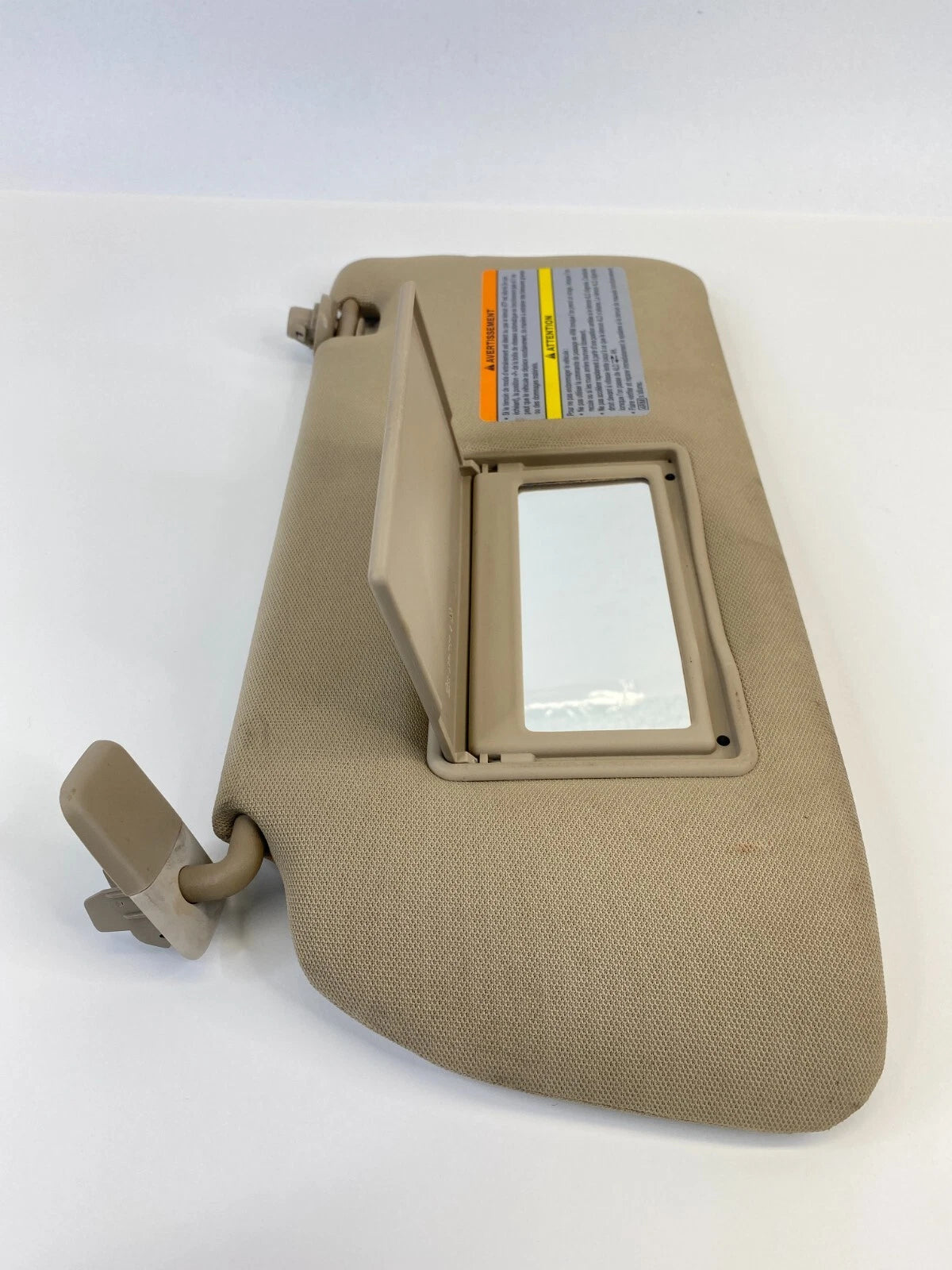 2005-2012 NISSAN PATHFINDER LEFT DRIVER SIDE SUNVISOR SUN VISOR SHADE W/ MORROR